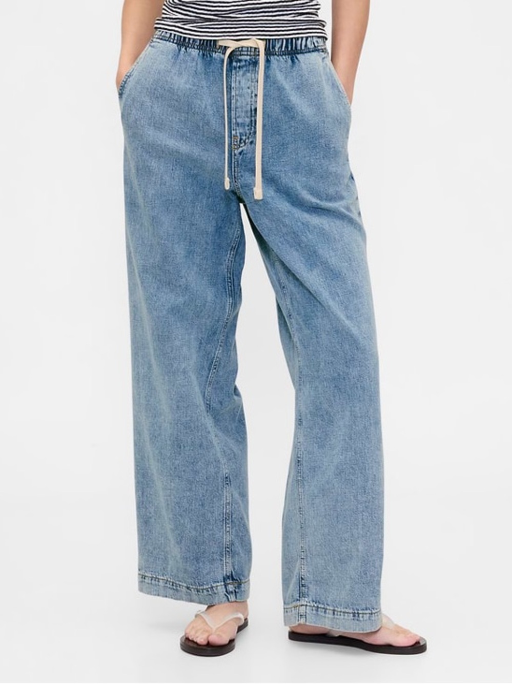 Gap High Rise Wide Leg Light Blue Jeans